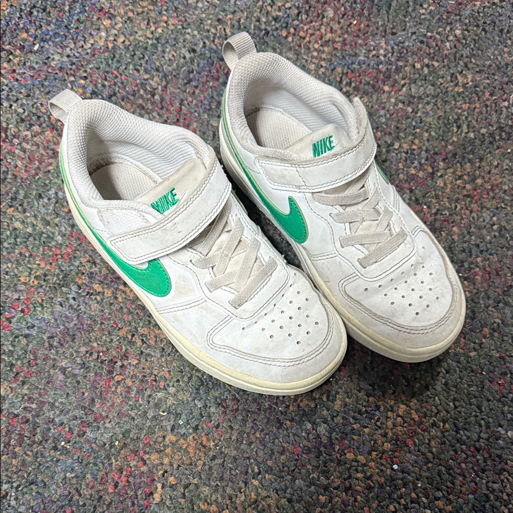 Nike Kids' white and Green Sneakers. Velcro
